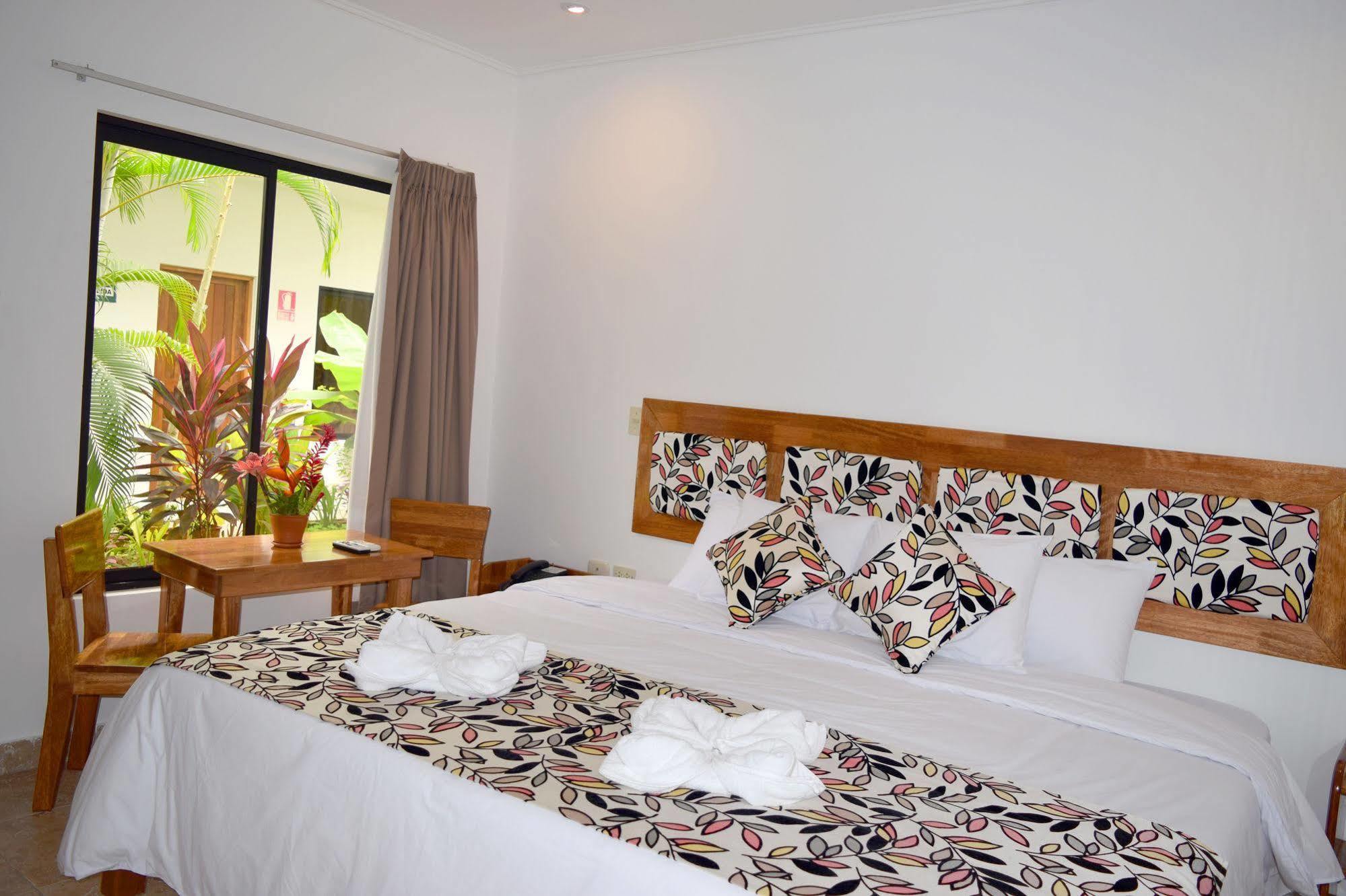 Hotel Jungle House Iquitos Exterior foto